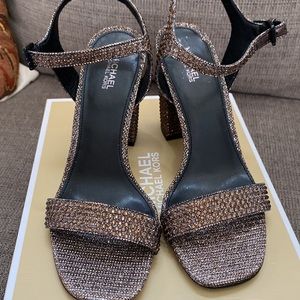 NWOT Michael Kors size 6.5 Franchine glitter sandal